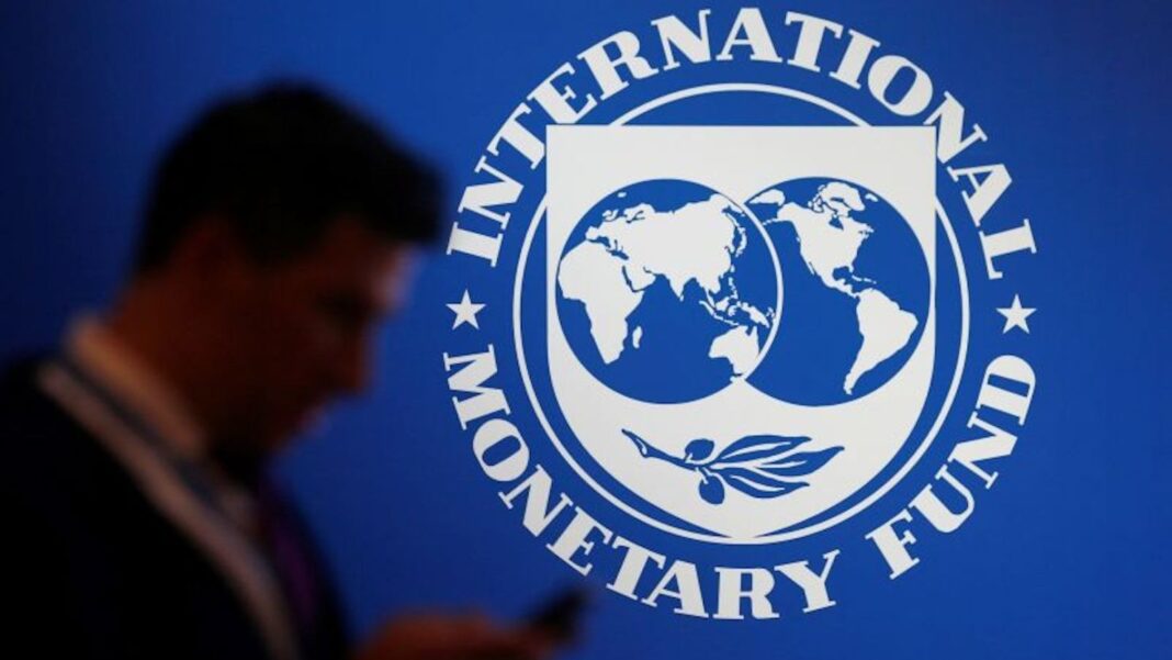 Un grupo de funcionarios del FMI llega a Argentina para evaluar si la gestión de Javier Milei cumplió con las metas del acuerdo económico.