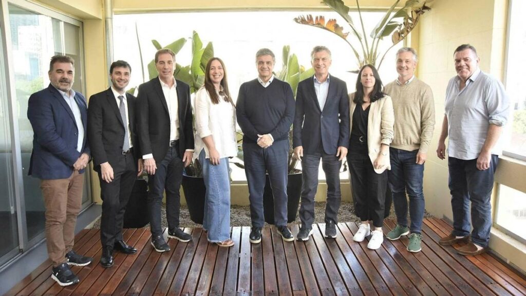 La mesa del PRO busca que el acuerdo electoral con LLA respete el armado territorial en las ocho secciones electorales.