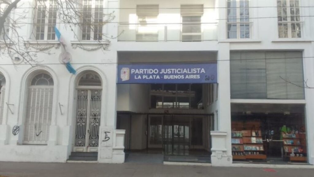 El PJ bonaerense fue la sede de un nuevo encuentro entre los líderes del peronismo bonaerense, que tienen tan sólo 10 días para cerrar las alianzas en la Provincia.