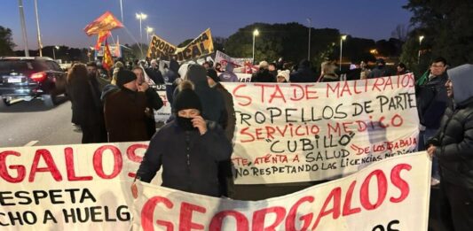 Dos legisladores bonaerenses de la izquierda y el peronismo respaldaron las protestas de los trabajadores de Georgalos, tras los cinco despidos injustificados.
