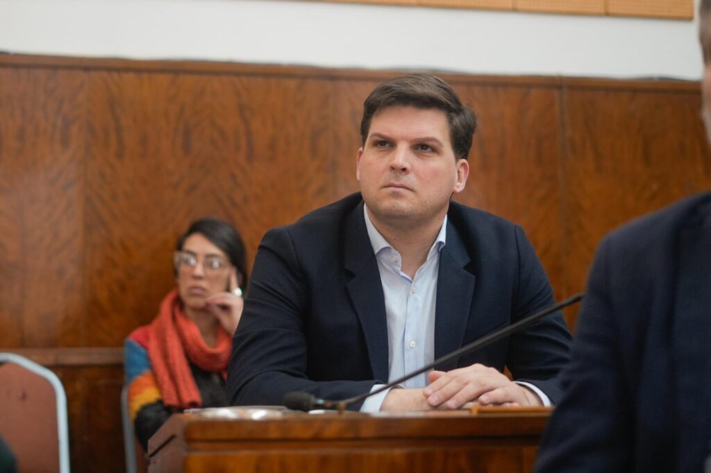 En Mar del Plata, el concejal Juan Manuel Cheppi se refirió a la cruda situación que atraviesa el sector pesquero.