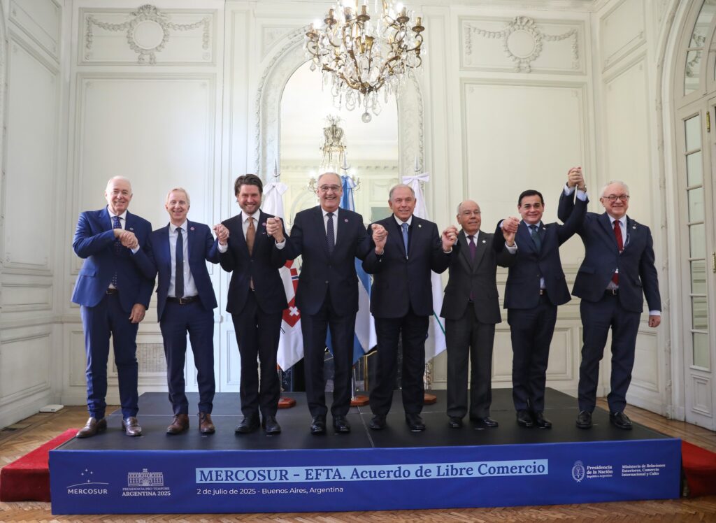 Los cancilleres de los Estados partes del Mercosur anunciaron un tratado de libre comercio con el EFTA.
