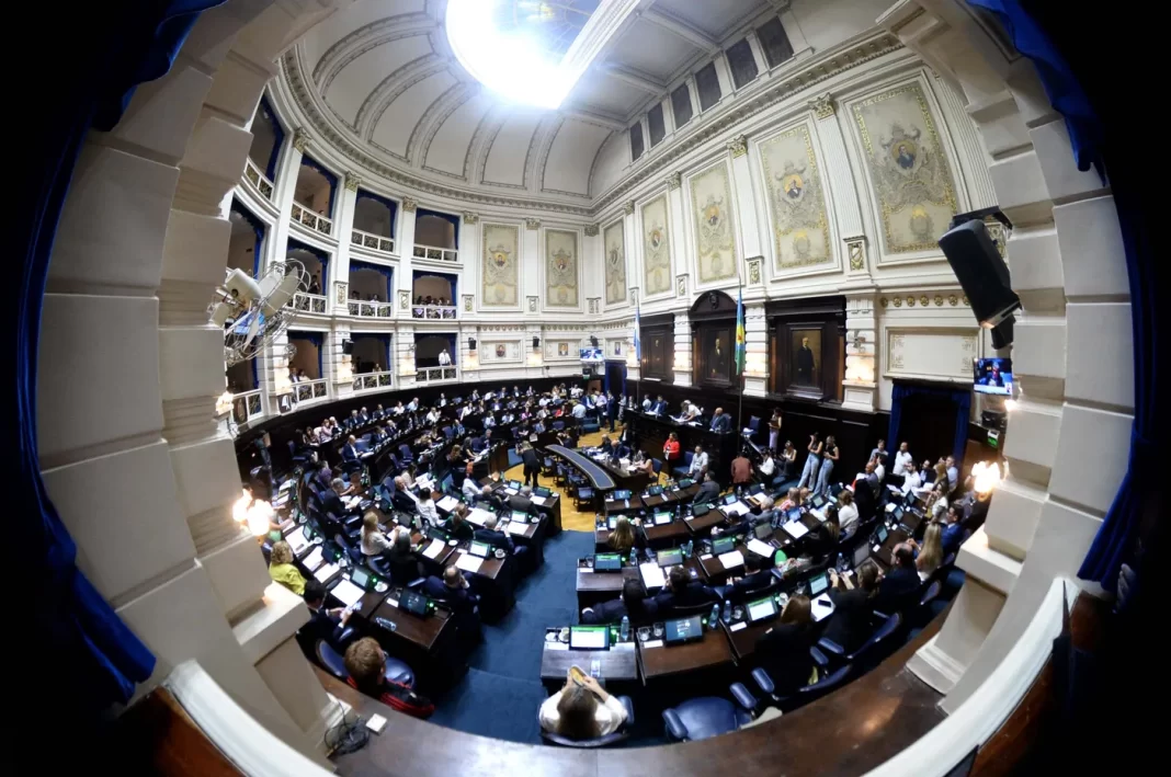 Gracias a la parálisis de la Cámara de Diputados bonaerense, que hace más de dos meses no encara una sesión, 31 proyectos están cajoneados.