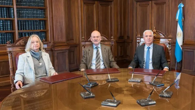 Entre varios temas, el senador Leguizamon apuntó contra Axel Kicillof por las vacantes en la Corte Suprema bonaerense.
