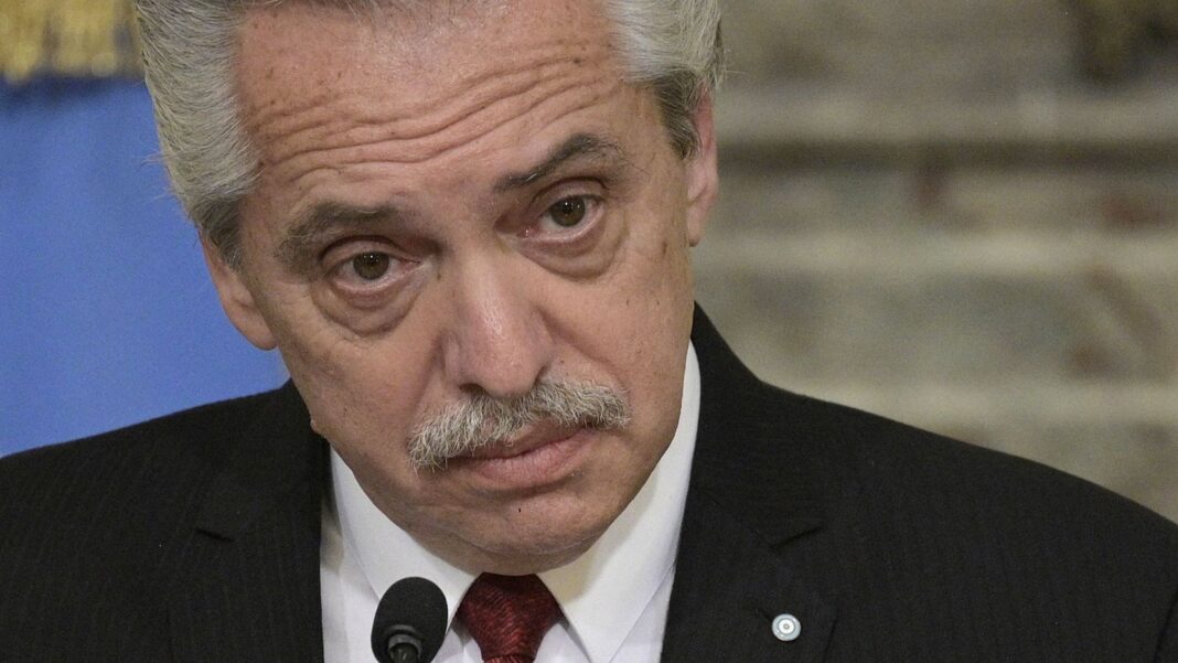 El juez Sebastián Casanello este jueves procesó al expresidente de la Nación, Alberto Fernández, por la causa Seguros.