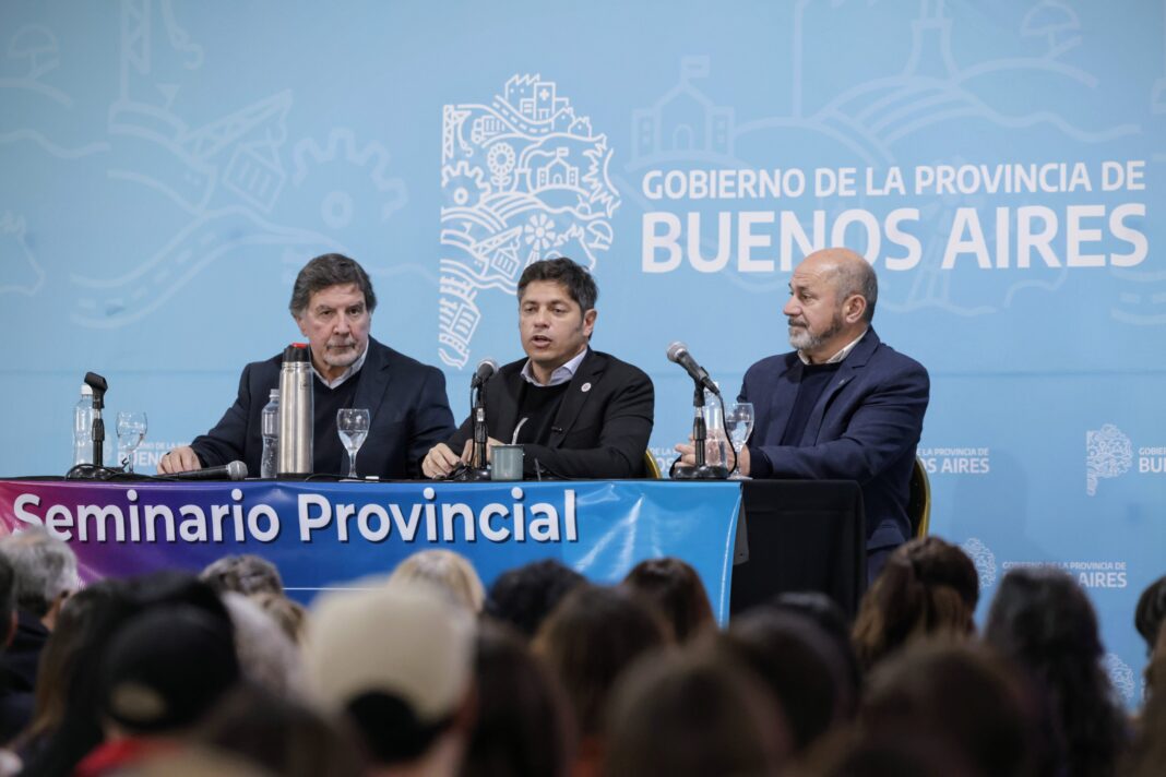 Kicillof criticó a Milei y celebró a los gobernadores tras la derrota oficialista en el Senado.
