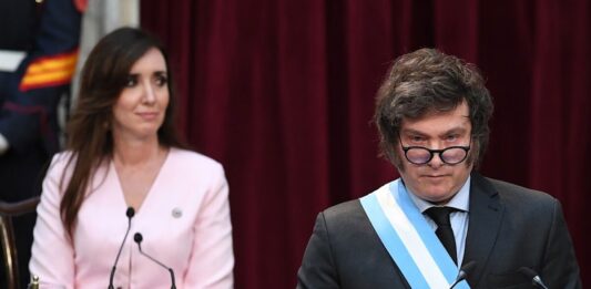 La vicepresidenta Victoria Villarruel cuestionó la postura del Presidente y de funcionarios provinciales sobre las leyes aprobadas recientemente en el Senado.