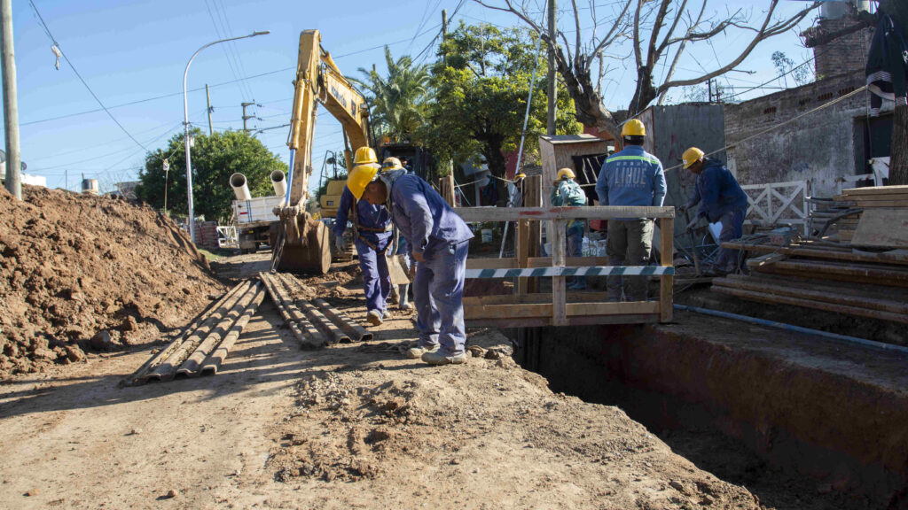 Con la privatización de AySA corren peligro las obras de cloacas y saneamiento en el Conurbano bonaerense y la Ciudad de Buenos Aires.