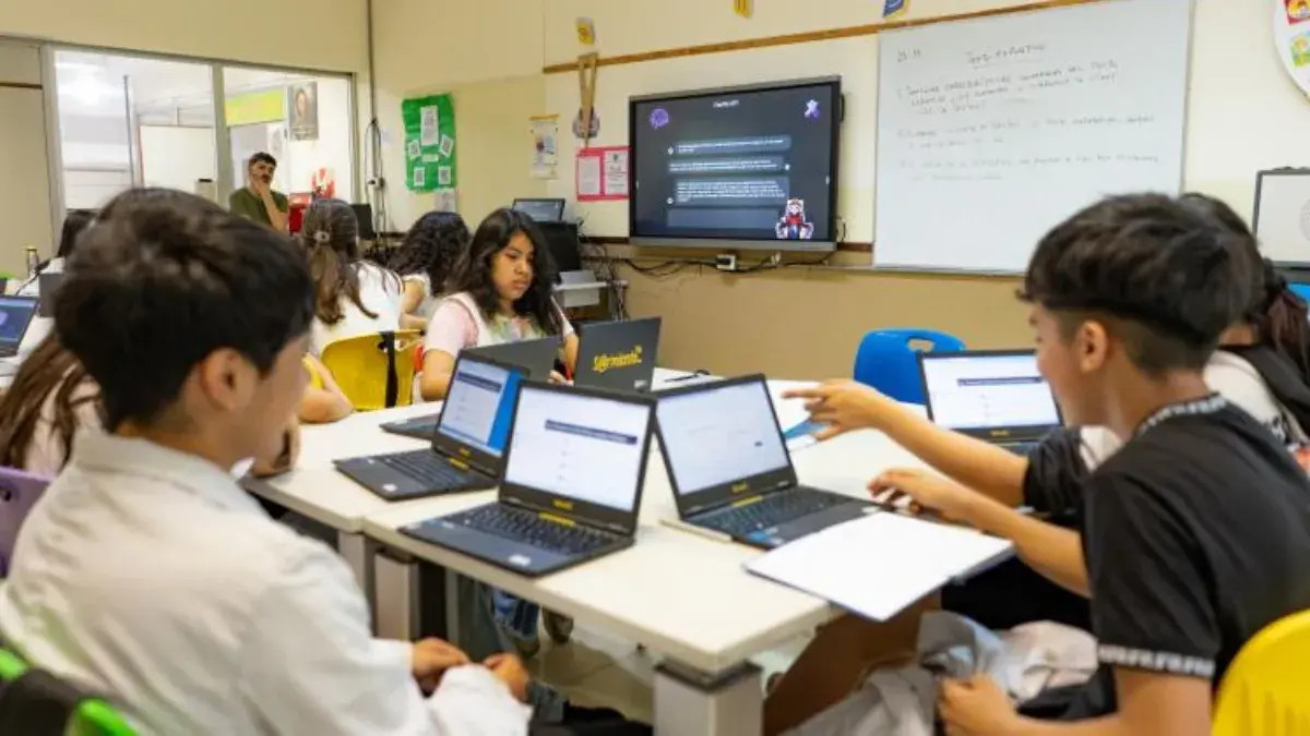 Vannelli busca incluir <b>inteligencia artificial</b> en escuelas - Diputados Bonaerenses thumbnail