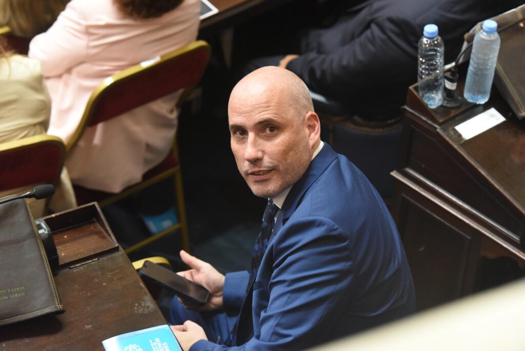 El senador bonaerense, Marcelo “Chuby” Leguizamón, presentó un proyecto de ley para crear el reestructurar los Créditos hipotecarios UVA.