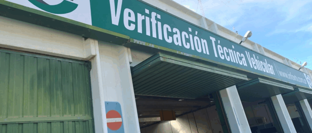 Los reclamos por los costos y el servicio de la VTV se volvieron bilaterales: mientras las concesionarias aseguran que los ingresos no alcanzan para cubrir los gastos, los usuarios exigen más horarios y mejor atención.