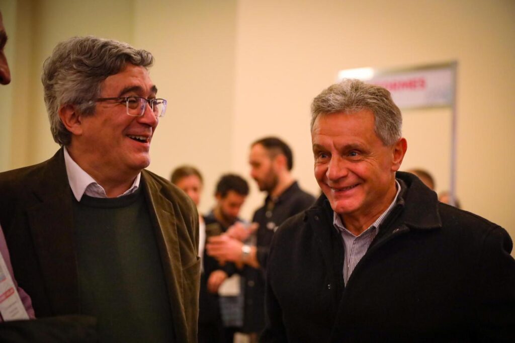 Junto a funcionarios del Gobierno bonaerense, Gustavo Pulti participó del III Congreso Productivo Bonaerense.