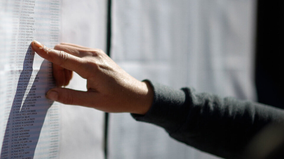 Según la justicia electoral, el padrón bonaerense asciende a un total de 14.376.592 personas habilitadas para votar.