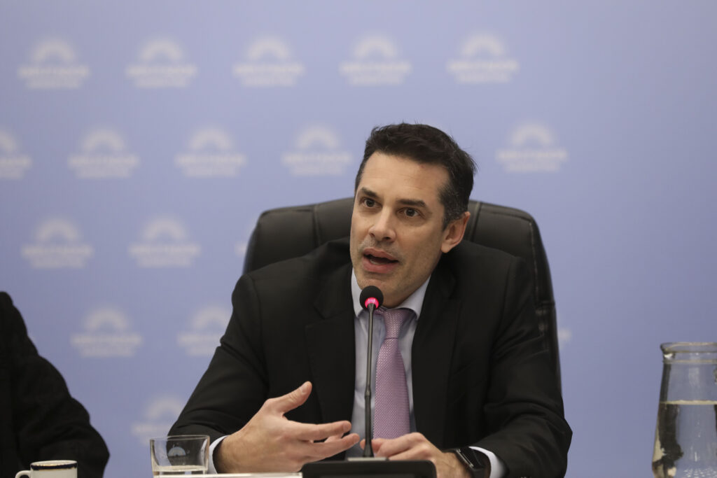 El secretario de Justicia, Sebastián Amerio respaldó la decisión de Cúneo Libarona y argumentó la eliminación de los dispositivos de género.