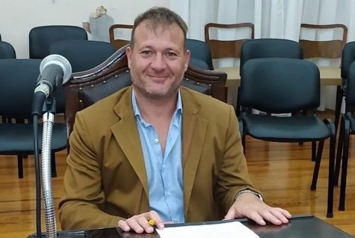 El intendente de Puán, Diego Reyes, se sumó al éxodo de jefes comunales del PRO que se bajaron del frente con La Libertad Avanza (LLA).