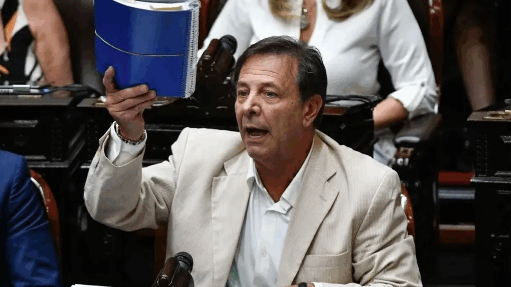 Oscar Zago le pidió al presidente Javier Milei que retome el dialogo con los gobernadores, al no tener los votos para sostener el veto al aumento de jubilados.