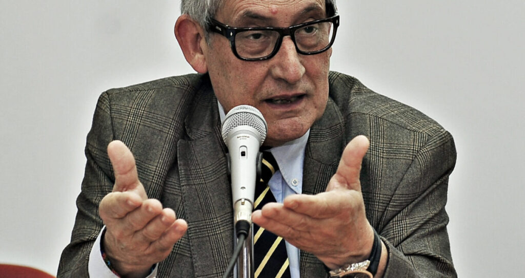 El presidente de FEPUBA, Daniel Delpino, destacó la importancia de los Colegios Profesionales.