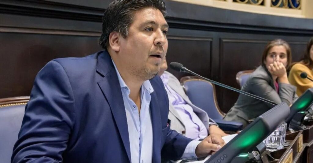 Elecciones 2025: el diputado Matías Ranzini no solo cambió de sección, sino que también busca mudarse de Cámara.