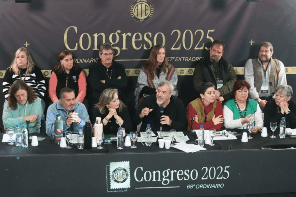ATE se sienta a negociar con el Gobierno nacional de Javier Milei un nuevo aumento salarial para los trabajadores estatales.