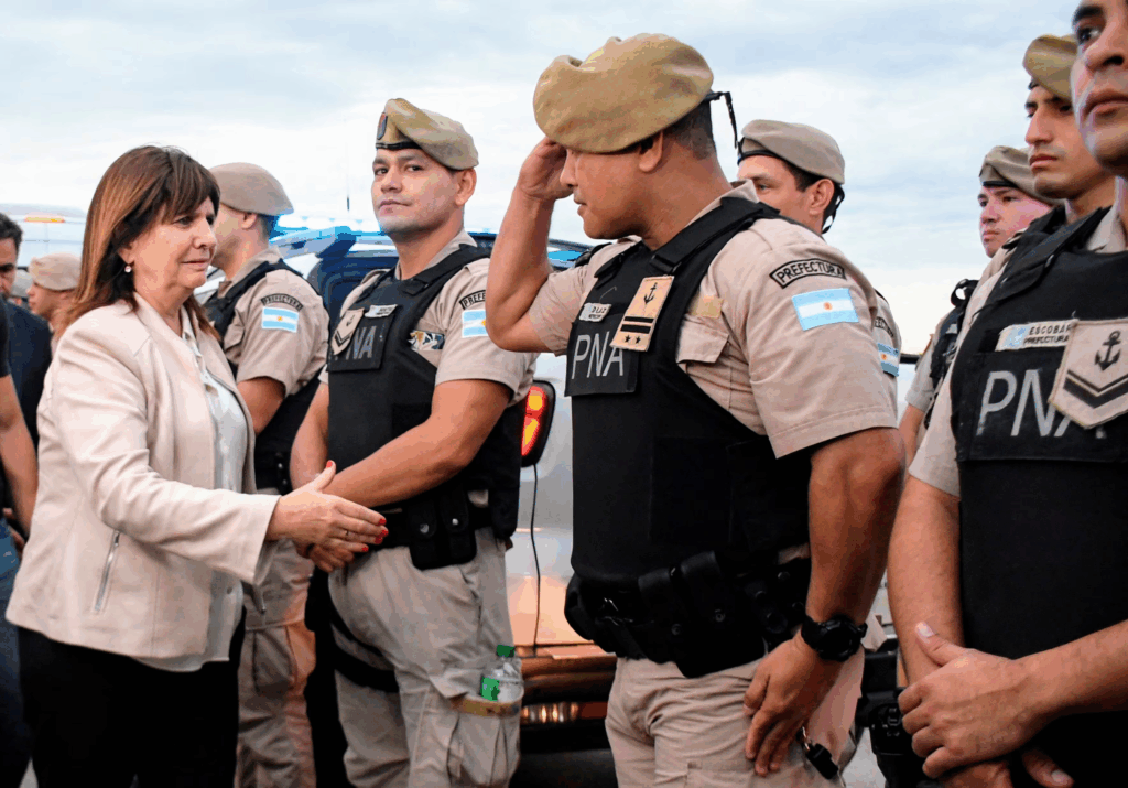 Patricia Bullrich oficializó la creación de un consejo académico para formar agentes encubiertos.