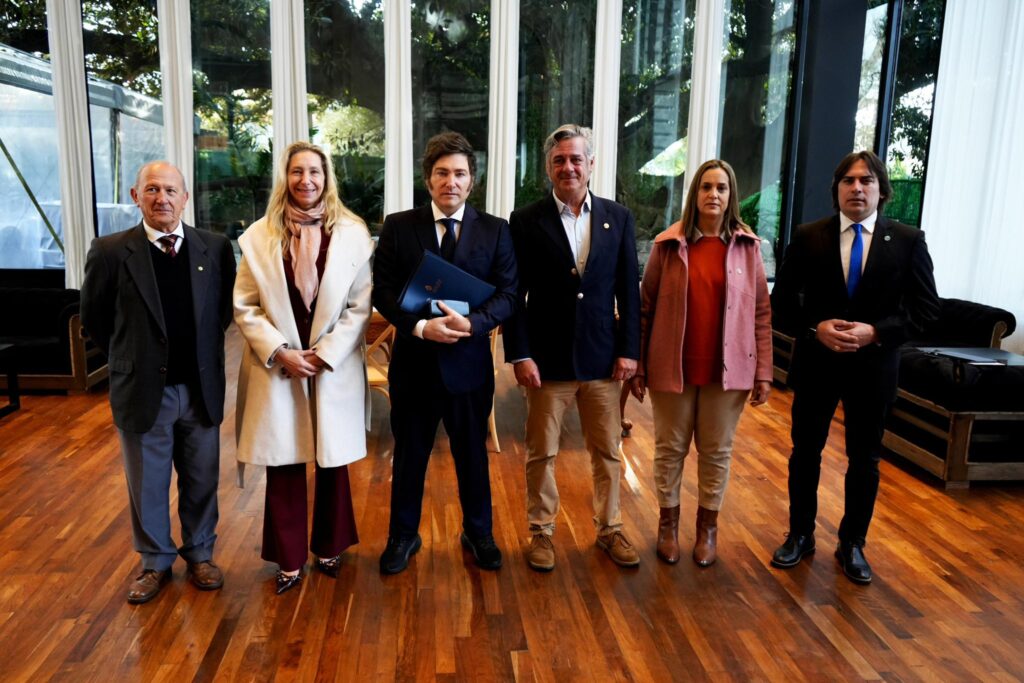 La mesa de Enlace, de la que forma parte CONINAGRO, se reunió con el presidente Javier Milei.