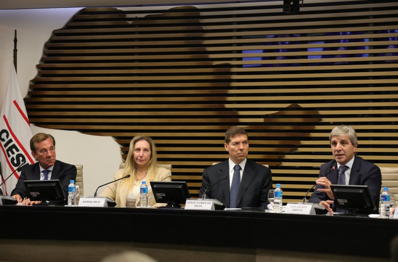 En los últimos meses, el representante consular en San Pablo, Luis María Kreckler fortaleció su relación con el gobierno de Javier Milei y participó de misiones económicas internacionales. 