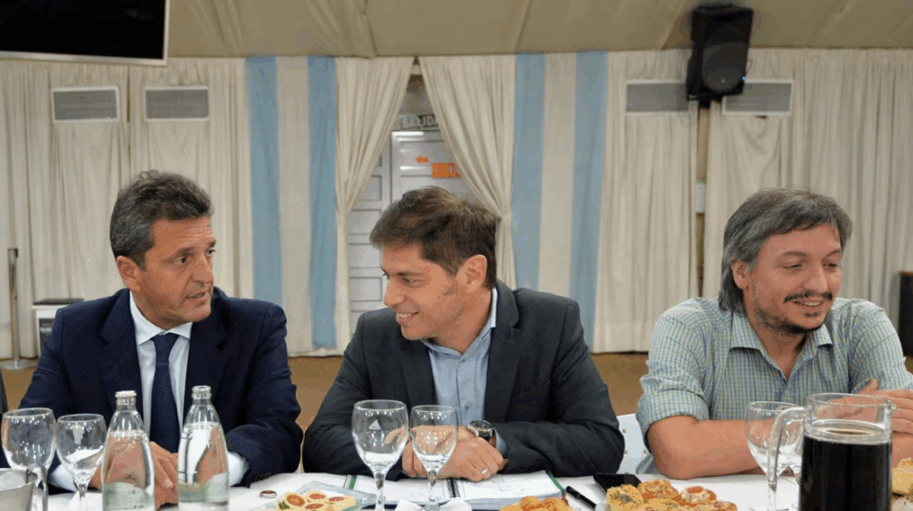 Fuerza Patria enciende su maquinaria en el Conurbano bonaerense con la gestión y la obra pública como corazón de campaña. 