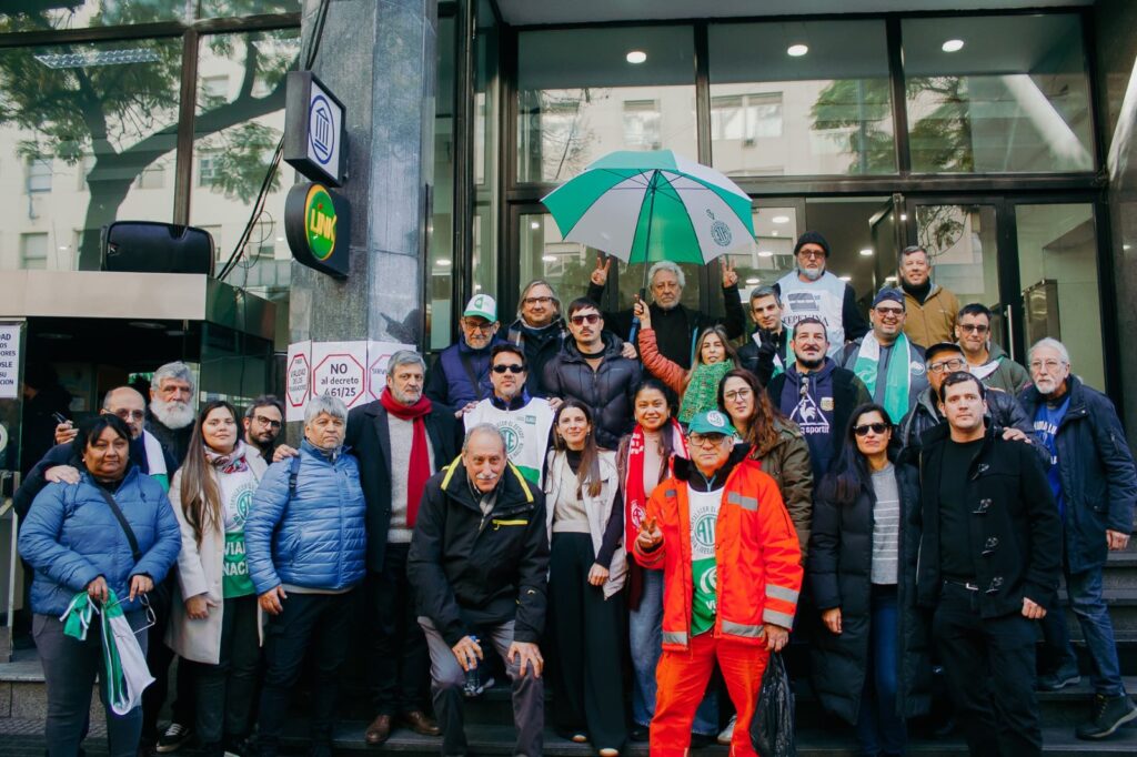 Tanto Pacagnini, como la titular del SIVINA, Emiliana Mcnamara, demandaron que la continuidad de Vialidad Nacional debe ser defendida por el Poder Legislativo.
