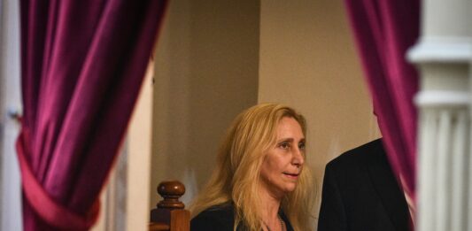 Los hermanos Milei entraron en la recta final de las negociaciones con los Gobernadores para las alianzas nacionales. Qué exigen.