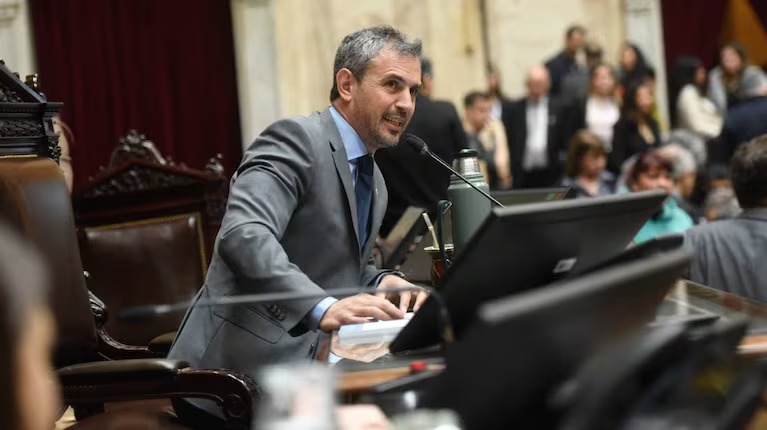 Martín Memen sorprendió al anunciar un nuevo interbloque libertario en Diputados y se encamina a asegurar los vetos de Milei.