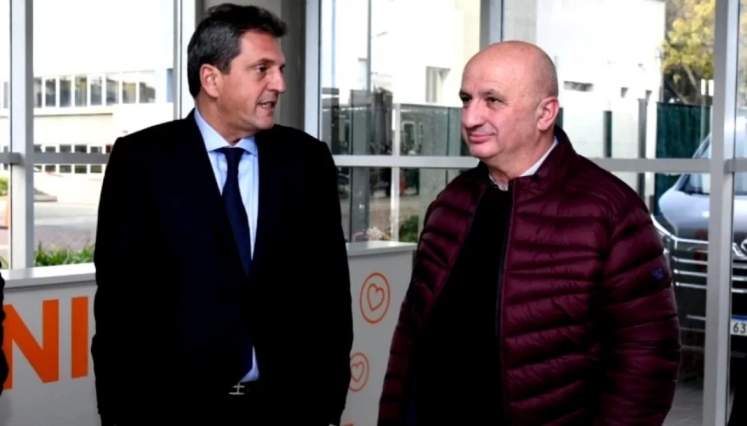 Russo respaldó a Massa tras los cuestionamientos de Grabois y aseguró que el exministro busca fortalecer el peronismo para 2027.
