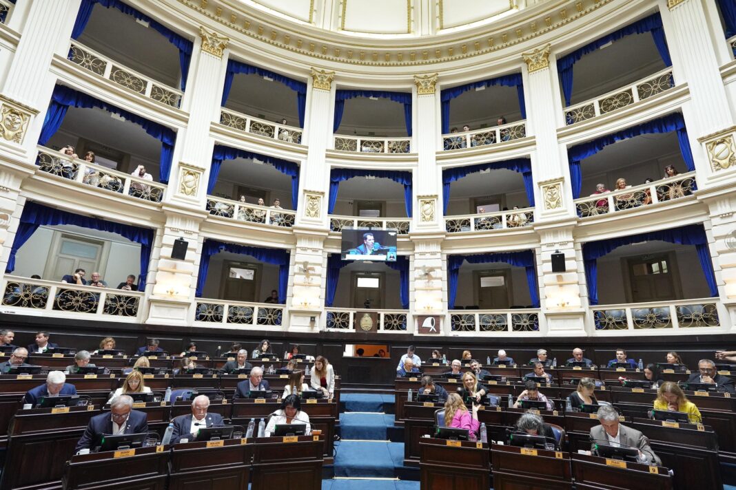En el primer semestre del año, la Legislatura bonaerense abocó al debate electoral. Sesiones caídas, internas y falta de proyectos para la población.