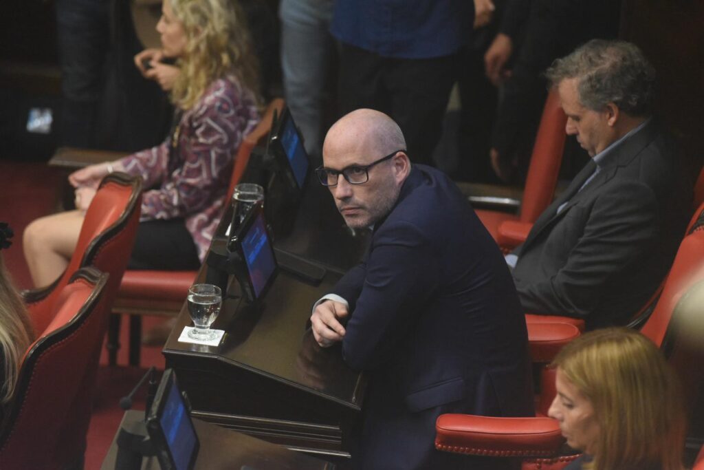 El senador Marcelo Leguizamón reclamó conocer las obras que efectuó EDELAP los últimos cinco años para mejorar el servicio.