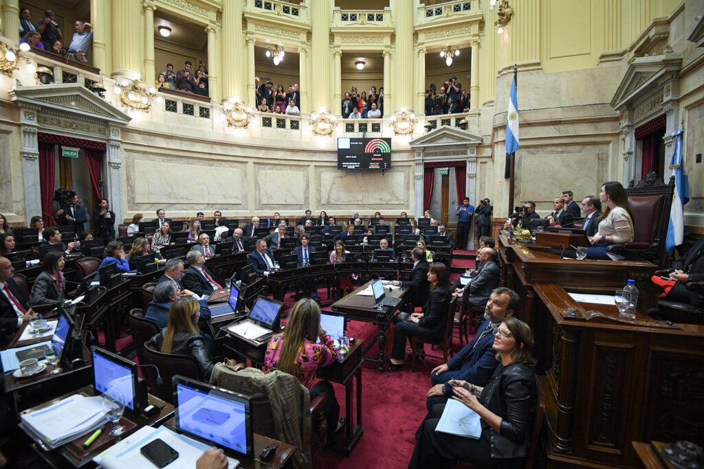 El plenario de las comisiones de Asuntos Constitucionales y de Justicia del Senado retoma el debate sobre la ampliación de la Corte Suprema.