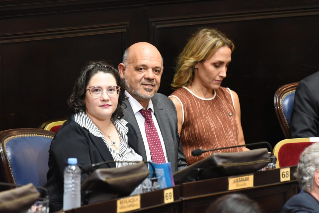 Legisladores bonaerenses de La Libertad Avanza destacaron la foto del presidente Javier Milei con los candidatos en la Provincia con el lema 