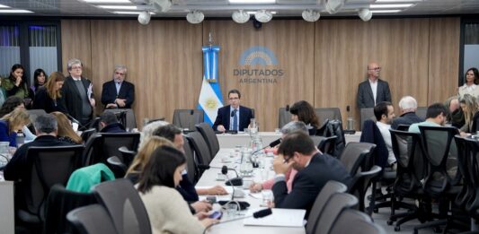 La oposición activa este martes una intensa agenda en comisiones. Entre los temas más incomodos se encuentra $LIBRA, financiamiento universitario y fondos para gobernadores.