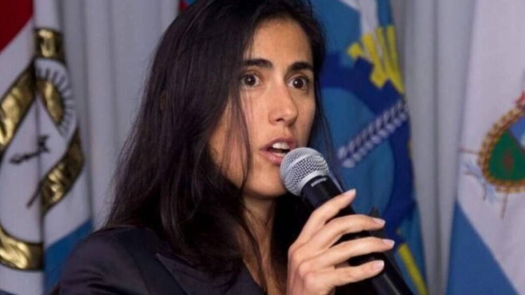 La titular de La Libertad Avanza, Karina Milei, le vetó una candidata a Mauricio Macri y se tensa la alianza porteña con el PRO.