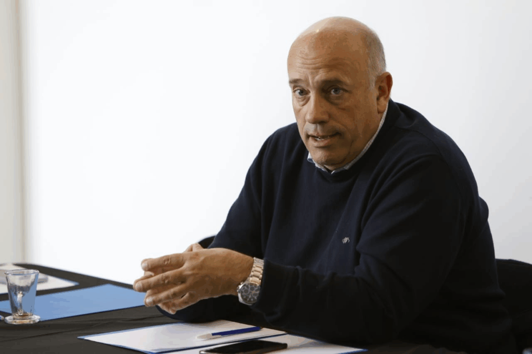 Andrés de Leo es primer candidato a diputado por la Sexta sección electoral, en la lista Somos Buenos Aires. Entérate cómo ingresó a la política, sus propuestas, qué piensa del futuro del radicalismo y más. Todo, en este mano a mano para la sección Soy tu Candidato 2025.