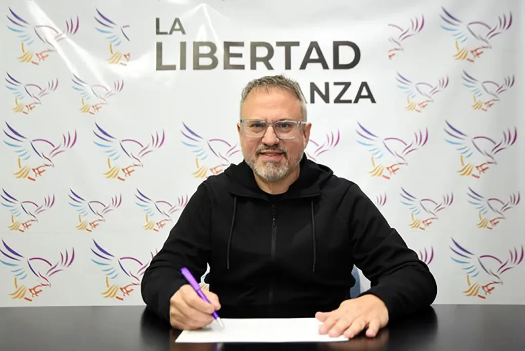 Diego Valenzuela lidera el ranking de intendentes bonaerenses con mejor imagen.