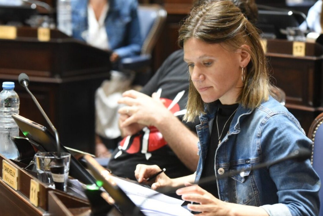 Laura Cano presentó en la Legislatura bonaerense un proyecto de expropiación para evitar el remate del Centro Cultural Olga Vázquez en La Plata.