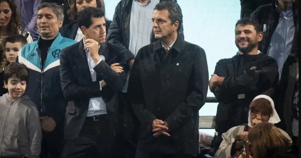 Tras las amenazas de ruptura por parte de Grabois, Massa se bajó de las elecciones 2025 y anunció que acompañará el proceso desde afuera. 