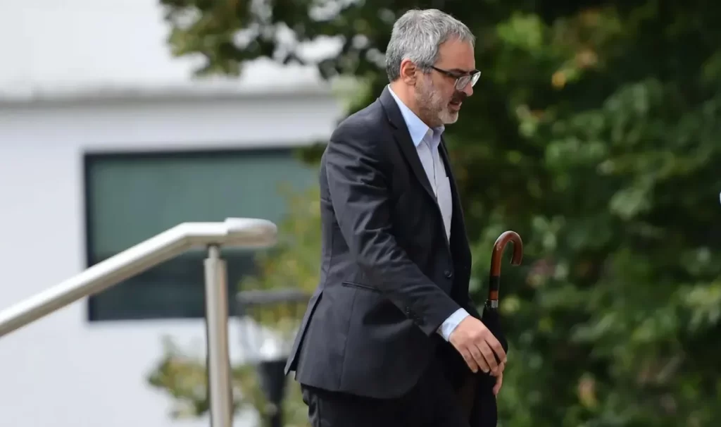 El juez a cargo de la investigación por el fentanilo contaminado, Ernesto Kreplak, respondió a las acusaciones de Javier Milei sobre su rol en la causa. 