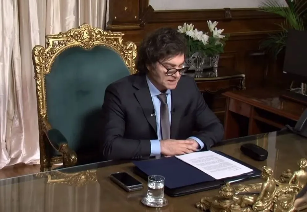 Empresas estatales: Milei prorrogó contratos hasta fin 2025