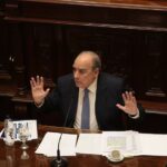 Diputados del Frente Renovador arremetieron contra Francos por sus críticas a Massa En medio del escándalo por el pedido de coimas, el jefe de Gabinete, Guillermo Francos, brindará el próximo miércoles su informe de gestión en la Cámara de Diputados.
