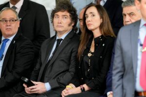 Mientras crece la interna en el Gobierno, Victoria Villarruel denunció al dueño de La Derecha Diario, Lilia Lemoine y twitteros por amenazas e intimidación.