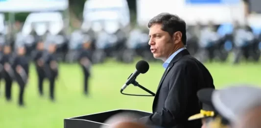 Sofía Pomponio (LLA) denunció que Axel Kicillof niega el voto a los policías y presentó un pedido de informes en la Legislatura bonaerense.