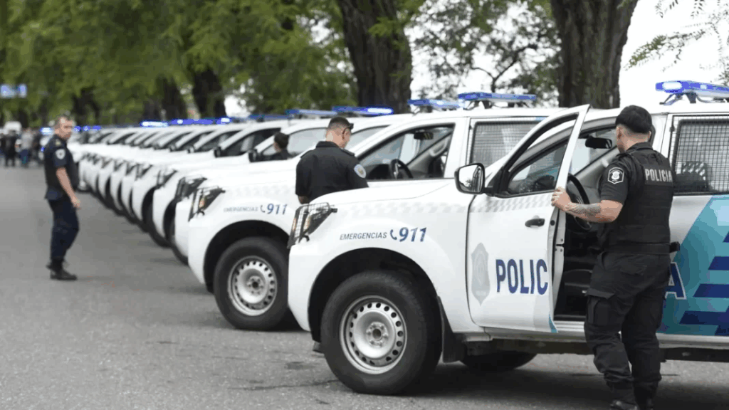 La diputada bonaerense de La Libertad Avanza, Sofía Pomponio, apuntó a Kicillof por los móviles policiales que no entregó en Mar del Plata.