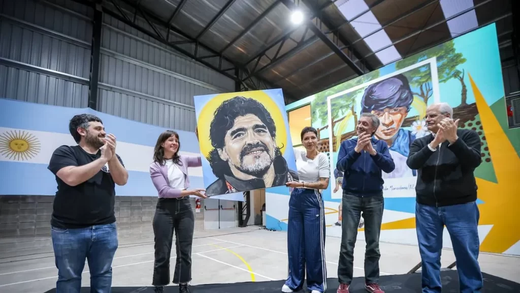 Desde un acto en Quilmes, Máximo Kirchner criticó a Kicillof por las obras en La Plata y le pidió "más inversión para Quilmes". 