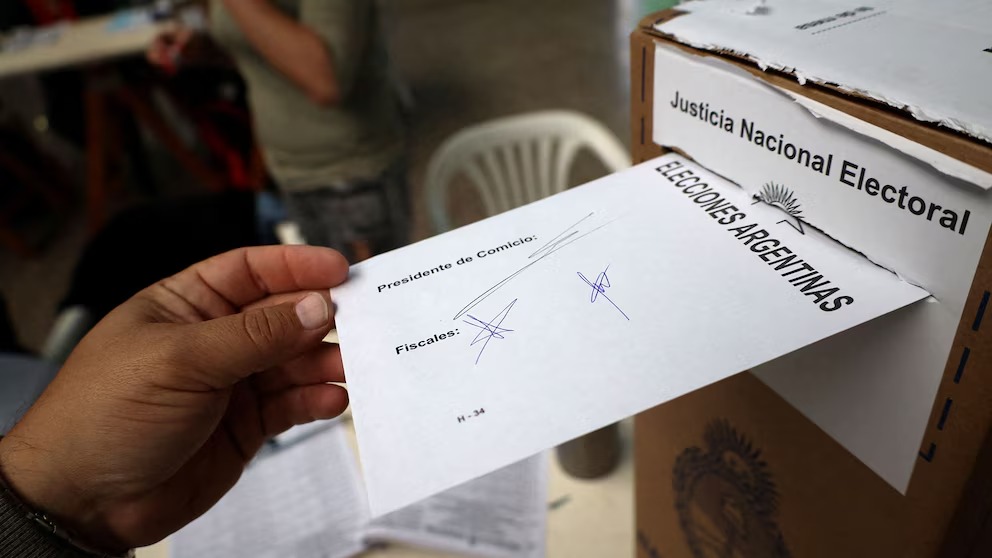 Elecciones 2025: la confirmación del Transporte público gratuito llega luego de la polémica por los cambios en el padrón bonaerense.