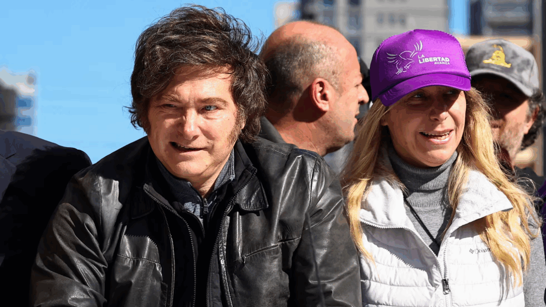 El presidente Javier Milei rompió la veda electoral, al apuntar contra el periodismo por unos informes que revelaban las dificultades en la negociación con Estados Unidos.